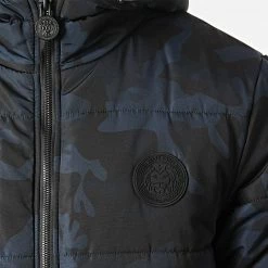 Meilleur prix 🛒 Doudoune Capuche Aros Bleu Marine Camouflage de Zelys Paris 🎉 -Zelys Paris Soldes Boutique zelys paris 295323 AROS BLACK BLUE 20211215T162145 02