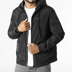 Acheter ⭐ Veste Zippée Capuche Uka Noir de Zelys Paris 👍