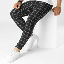 Grosses soldes 👏 Pantalon A Carreaux Ibos Noir Blanc de Zelys Paris 😍 -Zelys Paris Soldes Boutique zelys paris 320255 IBOS BLACK WHITE 20220519T155158 03