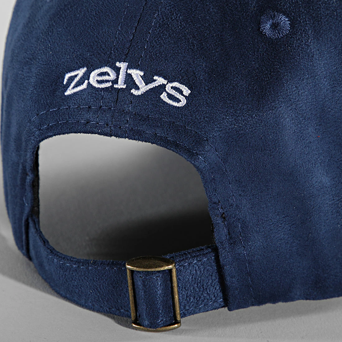 Les meilleures critiques de ⭐ Casquette Daim Bleu Marine de Zelys Paris ⌛ 4 Les meilleures critiques de ⭐ Casquette Daim Bleu Marine de Zelys Paris ⌛ – Image 3